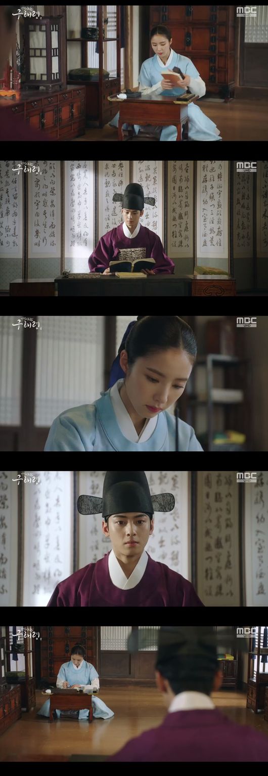 Shin Se-kyung faced Prince Jung Eun-woo.In the MBC drama Na Hae-ryung, which was broadcast on the 31st, Na Hae-ryung showed the appearance of Lee Lim (Jung Eun-woo) in the green hall.Na Hae-ryung faced Lee Rim in an empty suit. They looked at each other with strange eyes. Lee Rim said, Sejo of Joseon Lee Rim.Na Hae-ryung whispered, I wish I hadnt.Yesterday, I had to rush out because of the circumstances, said Irim. Sejo of JosonMama.I am seeing Mama as a military officer now. Na Hae-ryung in the melt-down party began to write down every single action of Irim, who asked, Im just looking at books and what are you writing so much about?I can not tell you what is happening, said Na Hae-ryung.Irim asked, I have to say, Na Hae-ryung, a sinner who pretended to be a fake plum, deceived the people and sneaked into the meltstone.The time bell rang and Gu Na Hae-ryung stood up. Irim stopped the old Na Hae-ryung and said, Didnt you say you had something to say?I didnt know it was Sejo of JosonMama, would you like an apology? Irim said. I wanted to say thank you.I do not know why you were there last night, but I wanted to say thank you for not turning away from me. I did not have to apologize because I deceived you first.Lets end the bad relationship between us at this point, he said.I thought I might be a friend, said Na Hae-ryung. I do not think it is good to start, but I would like to have one person who can be comfortable in this wide palace.I thought so. Why did not you tell me before? On the other hand, Na Hae-ryung witnessed the unfair payment of the greenbelt and raised the appeal, but only the scolding was drawn.