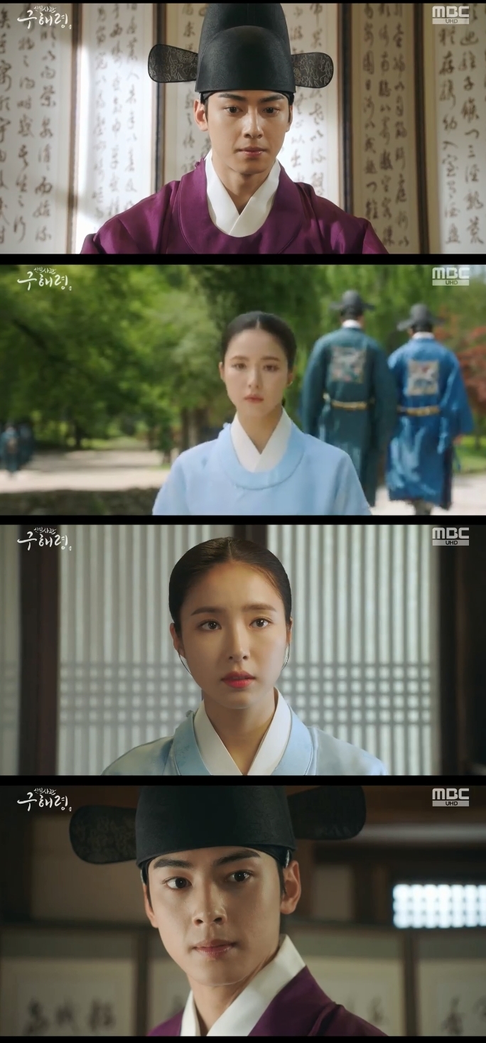 The new officer, Na Hae-ryung, showed his identity as a prince to Shin Se-kyung.In the MBC drama Na Hae-ryung, which was broadcast on the afternoon of the 31st, the appearance of Na Hae-ryung facing Lee Rim (Jung Eun-woo) as a military officer was broadcast.On this day, Irim was informed that she would come. Irim should not deceive the officer, even if he does not deceive the eunja, said Huh Sam-bo (Seongjiru) to hide his body.Just stop by, she said, resigning.Lee Rim hastily repatriated. At this point, Koo Na Hae-ryung came in to say hello, and Lee Rim introduced himself as Dowon Daegun Lee Rim.Na Hae-ryung recited smallly, I wished I hadnt. Na Hae-ryung tried to be public, drawing lines to defend his dignity as a cadet in front of Irim.=