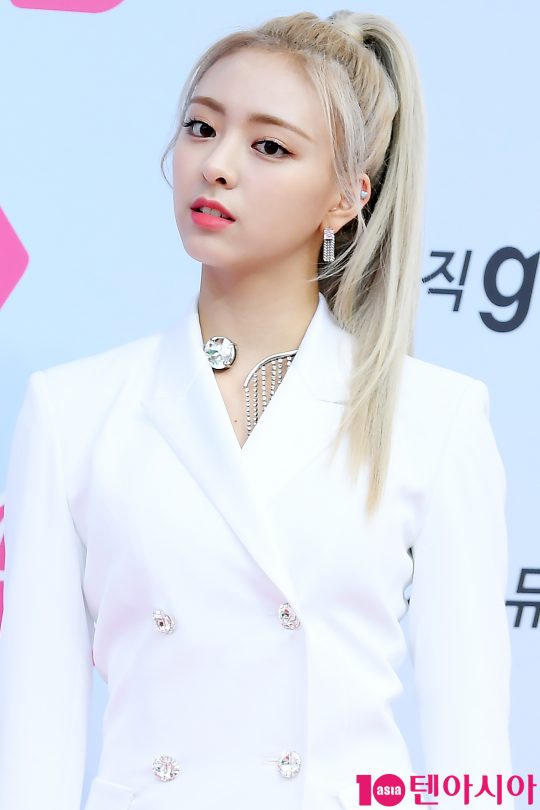 유나 이미지
