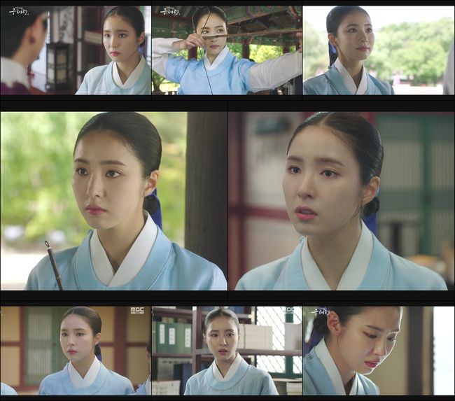 Na Hae-ryung, Shin Se-kyung wrote down the variation of emotion perfectly.In the MBC drama Na Hae-ryung, he is meeting with viewers as the first lady () of the Joseon Dynasty and the only charm of the Na Hae-ryung itself.Shin Se-kyung, who showed stable performances in many works, was attracted to the attention of the new transformation in this work.As it meets these expectations, Shin Se-kyung is said to be playing a role as the leading role in the drama.Shin Se-kyungs performance in the 9-10th episode of Na Hae-ryung was outstanding.I made many people laugh and cry by conveying the feelings of Na Hae-ryung with only eyes and facial expressions.Na Hae-ryung, who started the entrance examination, followed Lee Jin (Park Ki-woong) to the live area.The unexpected confrontation with Lee Rim (Cha Eun-woo) gave a pleasant smile that defeated the heat, and the excitement of the first green bar made us think of waiting for the salary day and even raised sympathy.Especially, Na Hae-ryungs tears at the end of the broadcast were wet to the room.Na Hae-ryung raised an appeal to correct the corruption of the pervasive and widespread corruption, but the return was only a cold outward and cold outward rebuke.I soon cleared my mind and entered the melted-down party, but I finally burst into sadness and sadness that I had endured in the warm comfort of Irim.Na Hae-ryung, who is shaking his shoulders and crying, has never seen it before, so I am more saddened.It is noteworthy what will happen to Na Hae-ryung, who is going through a severe growth period to become a true officer.Today (1st) broadcasts 11-12 times at 8:55 p.m.MBC New Entrance Officer Captures Na Hae-ryung