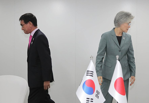 백색통신 이미지