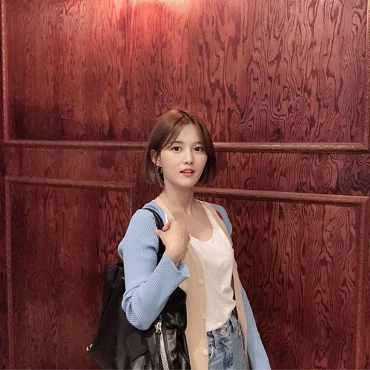 Nam Bo-ra has revealed her current status as a young woman.Nam bo-ra has released several photos on her Instagram page on August 6. Her innocent beauty catches her eye.Meanwhile, Nam Bo-ra attended the 2019 MGMA M2X Genie Music Awards held at the Olympic Park Gymnastics Stadium in Songpa-gu, Seoul on the 1st.pear hyo-ju