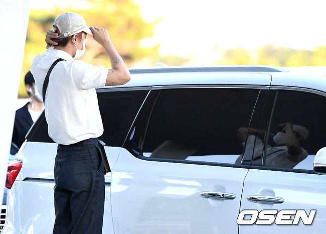 <p> Group EXO the 9th Hong Kong held in Hong Kong at Concert for participation in Incheon Airport through the departure said.</p><p>EXO Kai runaway as well as the heading.</p>