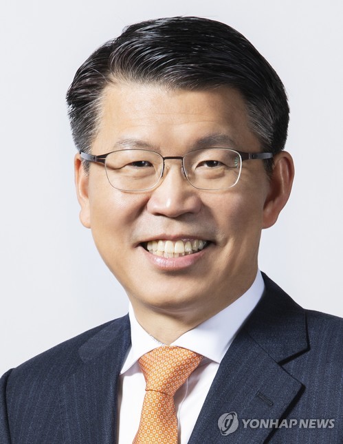 금융위원장에 은성수 은행장 (서울=연합뉴스) 문재인 대통령이 9일 개각을 단행했다. 금융위원장에 내정된 은성수 한국수출입은행 은행장.  [청와대 제공, 재판매 및 DB금지] photo@yna.co.kr