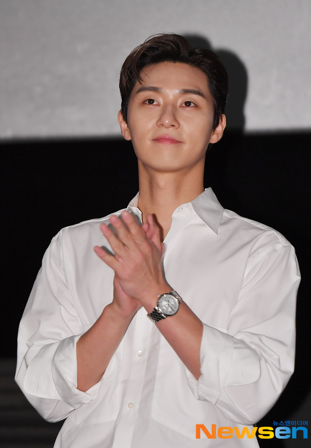 The movie Lion stage greeting was held at Wangsimni branch of CGV in Seoul Citys Sejongdong District on the afternoon of August 10Actor Park Seo-joon attended the day.expressiveness