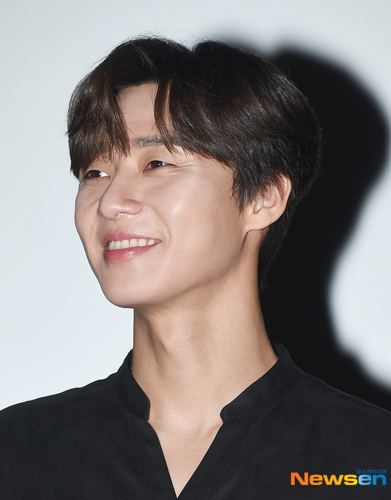 Actor Park Seo-joon attends the stage greetings for the second week of the movie Lion opening at Megabox Sangam, Mapo-gu, Seoul, on the afternoon of August 11th.useful stock