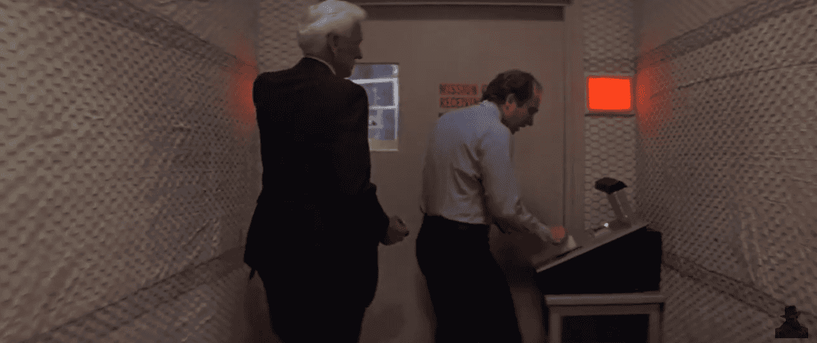 영화 '미지와의 조우'에 나오는 특수 스캐너 사용 장면. 라자르가 봤다는 뼈 스캐너와 아주 비슷하다. [사진 유튜브 Fedora 계정 캡처]