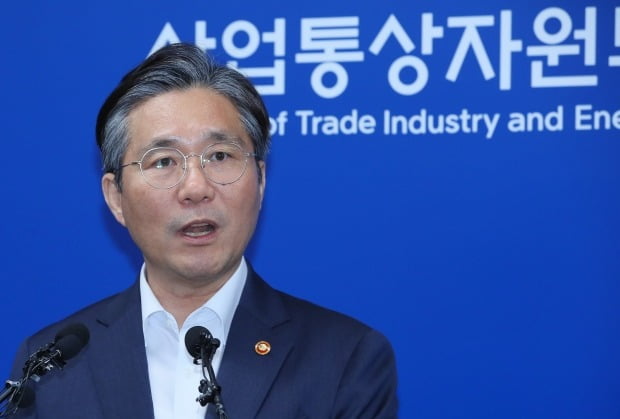 백색 이미지