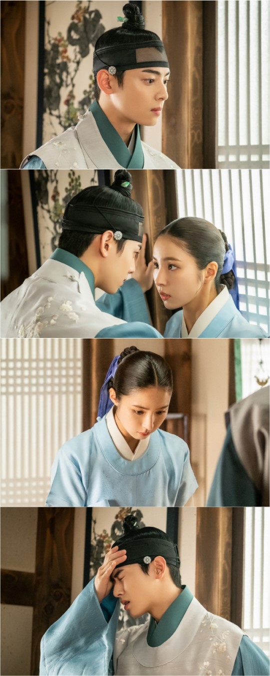 Na Hae-ryung, the new officer Jung Eun-woo tried to beat Shin Se-kyung.The MBC drama Na Hae-ryung (played by Kim Ho-soo, directed by Kang Il-soo, and Han Hyun-hee) released the close scenes of Na Hae-ryung (Shin Se-kyung) and Lee Rim (Cha Jung Eun-woo) on the 13th.Na Hae-ryung Last week, Lee Lim, who was a member of the Pyeongan province, was shown to implement the right-hand method for the people.Na Hae-ryung, who accompanied the procession, encouraged Lee to use the law of the king, and focused his attention on the side of Lee Lim, doing his duty as a servant and servant of the Joseon Dynasty.Na Hae-ryung and Irim, who came back to the palace and met again at the Nokseodang, are revealed and attract attention.Especially, Irim is pushing Na Hae-ryung to the end of the wall with serious eyes that I have never seen before, making the viewers feel hearty.Na Hae-ryung is embarrassed by the actions of the irim and the close eye contact, and he is out of his arms and bowing his head politely, amplifying curiosity about what happened to the rest of them.Finally, the appearance of Irim, who closed his eyes and touched his head as if he regretted his actions, makes him think that the work did not flow according to his will.Na Hae-ryung, a new employee, said, Irim will come to Na Hae-ryung by taking advantage of his experience as a romance novelist while Na Hae-ryung and Irim are getting closer after the Pyeongando ceremony. I would like to ask you to check this broadcast with a lot of interest. I hope so, he said.Shin Se-kyung, Jung Eun-woo, and Park Ki-woong will appear at Na Hae-ryung at 8:55 pm on the 14th.Photos  MBC