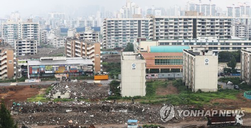 재건축현장 [연합뉴스 자료]   관련 기사 재개발 현장과 관련 없는 사진입니다.