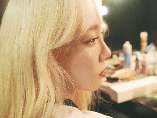 Singer Taeyeon revealed her beauty like a Barbie doll.Taeyeon posted a recent photo on SNS on the afternoon of August 15. Taeyeon in the public photo is wearing a makeup and showing off her beautiful sideline.Taeyeon won the top spot on nine music charts in Korea with TVN drama Hotel Deluna OST Youre a Poetry released on July 21.In the meantime, he has proved his powerful sound source power once again with Your Poetry after sweeping the charts with OSTs such as I (i), Rain (rain), Why (wei), Fine (fine), Four Seasons as well as If, Do you hear..., close and One.In July, Taeyeon donated 100 million won to the Korean Red Cross, Jeonbuk branch, to support the health and hygiene products of vulnerable girls.As a result, Taeyeon joined the 132nd Red Cross Honors Club of the Korean Red Cross.hwang hye-jin