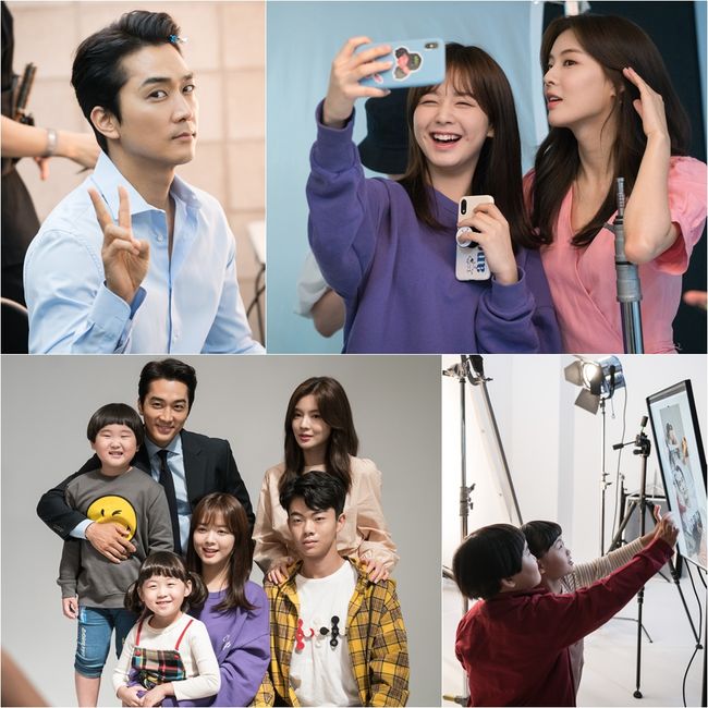 TVN Great Show Song Seung-heon - Lee Sun-bin - Roh Jin-eui - Jin Jung Won - Kim Joon - Park Jenas Honey Guin Chemie Restaurant, which boasts a behind-the-scenes scene was unveiled.TVNs new Mon-Tue drama The Great Show (directed by Shin Yong-hwi, Kim Jung-wook/playplayed by Sul Joon-seok/Produced by Hui Brothers Korea, Lotte Culture Works/Planning Studio Dragon) will air at 9:30 p.m. on Aug. 26 (Mon. 17) on the 17th (Saturday) Song Seung-heon (Great Station) - Lee Sun-bin (played by Jung Soo-hyun) - Roh Jeong-eui (Handajeong station) - Jeong Jun (Hantak station) - Kim Joon (Hantong station) - Park Jena (Hansongi station) has released a delightful chemistry and a poster shooting behind-the-scenes video.The Great Show is a story about a great former lawmaker (Song Seung-heon) accepting the troubled Brother and Sister (Roh Jeong-eui, Jin Junwon, Kim Joon, and Park Jena) as a family for the re-entry of the National Assembly.In the public footage and still, Song Seung-heon is attracting attention because he is showing off the infinite ten days of promising political newcomers and beginner Fathers.Especially, even after continuing the intensive shooting, he took a colorful finger pose such as twin V toward the camera and turned into a V fairy of Great Show and became an atmosphere maker.Lee Sun-bin - Roh Jin-eui, on the other hand, is selfie-picking together and exploding a pro-sister-like, powerful chemi.In particular, the two of them talked about the role of vitamins, releasing the tension of Kim Joon - Park Jena, who was tired of shooting for a long time, such as exchanging playful jokes and burning tickles directly.Above all, the steamed family Chemi is peeked at the temple in the five people who sit together and take pictures of Oh Soon-do, doubling the charm of the chemistry explosion of the Great Show.This is the focus of attention on the Great Show, which will be interestingly portrayed by Brother and Sister Roh Jin-eui - Jin Junwon - Kim Joon - Park Jena, and Lee Sun-bins family cosplay, which requires a gold badge and Father.The breathing of Song Seung-heon - Lee Sun-bin - SaBrother and Sisters cosplay with the family cosplay will give the tasteful fun of the Great Show, said TVNs production team of Great Show. Please check with the broadcast that saw the chemistry honey combination that five people will show from Brother and Sister Chemie to Bloody Chemie.TVNs new Mon-Tue drama The Great Show will be broadcast for the first time at 9:30 pm on August 26 (Mon.