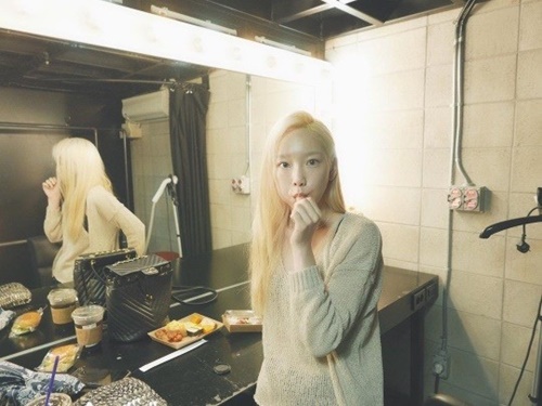 Taeyeon bleached up to Eyebrow with blonde hairTaeyeon posted a picture on his Instagram with an article called Directation.In the open photo, Taeyeon is taking a rest in the dressing room.In particular, he bleached Eyebrow equally like the color of his hair, creating an attractive atmosphere.In addition, it combines modesty and sexy, and at the same time, I caught my gaze at once.Meanwhile, Taeyeon recently appeared on Amazing Saturday and showed off his entertainment.