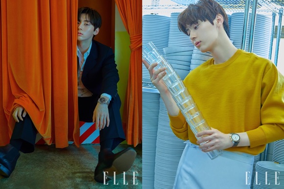 Min Hyon, a member of the group NUEST, has gained intense charm.Fashion magazine Elle released a September issue photo with Min Hyon on the 19th.Min Hyon in the photo is sitting on the floor wearing a black suit, staring at the camera with his eyes, and showing off his innocence by looking at the cup in a bright atmosphere.Min Hyon has completely digested the concept of day and night of youth, said Pleady Entertainment, a subsidiary company. I received applause from the people who took control of the scene with Aura, which is thicker than last shooting.Meanwhile, NUEST, which Min Hyon belongs to, will hold 2019 NUEST TOUR Segno in Manila, Philippines on the 31st and meet with fans.Photo: Elle Provision