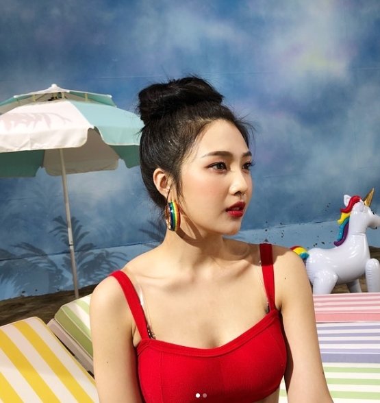 Joy posted two photos on his SNS on the 20th, along with an article entitled Get to listen to our sonic waves!In the photo, there is a picture of Joy sitting on the sunbed while shooting a new song Sonic Wave MV.Joys glamorous vibe, which she tied up her hair and wore an RED bra top and rainbow ring earrings, draws attention.The fans who responded to the photos responded such as It is really beautiful, Red Velvet and I am fighting and This activity is also fighting.Meanwhile, Joys group Red Velvet released a new song, Sonic Sound, at 6 p.m. on the day (20th).