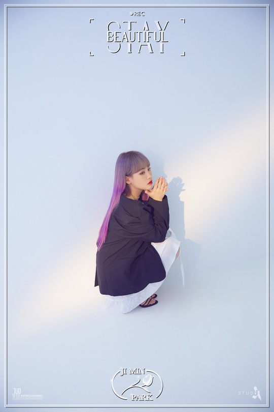 Park Ji-min is attracting attention as a mature Teaser Image of the new digital single Stay Beautiful.JYP Entertainment (hereinafter referred to as JYP) released a two-piece Teaser Image of Park Ji-min, which contains the visual concept of Stay Beautiful, through the official SNS channel at 0:00 on August 21.On the 19th, the new digital single album Stay Beautiful, which will be released on the 26th, will show the comeback announcement Image, and the first Teaser Image with the new song concept on the 20th.The open Teaser captures the Sight with the effect that the light passes through Park Ji-min, and the mysterious mood is added to Park Ji-mins subtle atmosphere, which stimulates curiosity about the atmosphere of the song.Stay Beautiful, written and composed by Park Ji-min, is a new song released in September 2018 after the release of his second digital mini album jiminxjamie.Park Ji-mins appealing vocals and R & B genre harmonized with the message, Do not care about the eyes of others and love your own self.In particular, Stay Beautiful is a song that finishes the seven years with JYP by Park Ji-min, who is about to expire his contract at the end of this month.kim myeong-mi