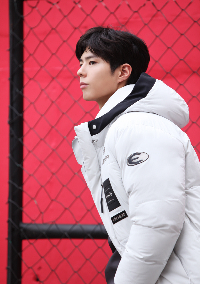<p>‘Online’gives a significant, but not the Actor Park Bo-gum this time in the mens and softness at the same time feel the Outdoor Research pictorial scene in public.</p><p>21 Outdoor Research brand this brand model of activities the Actor Park Bo-gum of 2019 F/W season pictorial undisclosed to the public.</p><p>Park Bo-gum is not wild a feeling of the background and routine, reminiscent of a space background with colorful shot, this time through a child only of the Outdoor Research expertise and functionality while highlighting a wide range of use good sensual style to present the Snowy Road leads.</p><p>Orange, white, red etc. colorful color composition and a variety of millet down jacket style, Park Bo-gum is a unique delicate emotions and expressiveness as representing 2019 F/W season pictorial with new products expectations for the quality was.</p><p>Park Bo-gum in the past 2 years to breathe guess online kids of Brand Model new and attractive with no exerting said. Outfits to wear depending on the style, the pose, of course, eyes and expressions colourful history and professional side showed up.</p><p>Revealed the undisclosed property in Park Bo-gum is a bright orange color of the down jacket in the grey color hooded T-shirt for a sporty yet trendy street Outdoor Research look was. Between-seasons-season from fall until winter to wear a good fleece jacket, in the case of fleece jackets, but of access to the comfortable feel and naturally expressive and beautiful style of directing was.</p><p>Park Bo-gum is a long time photo shoots in the pose of course about the style ideas and actively suggest and pictorial of the finished height data contributed. Also the field staff to live the yard closest to the mood of the scene maker was words.</p><p>Not even officials, “what style is all a strutting glorious Blank Park Bo-gum seeds thanks to the friendly atmosphere in this 19F/W pictorial shoot to finish successfully were able to”in terms of “sequential disclosure 19F kids W/more information through Actor Park Bo-gum of different charm to dissipate I should expect that”, said.</p><p>Meanwhile, Park Bo-gum is a recent Asian tour to a successful end and the movie ‘Western clothing(working title)’ shooting in China.</p>
