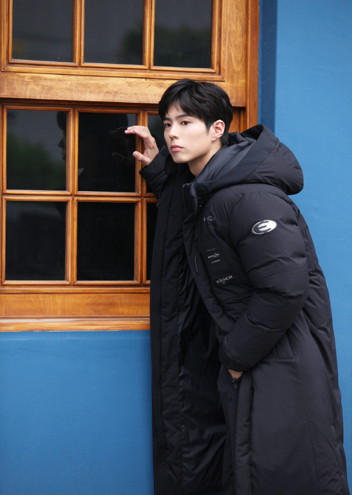 <p>‘Online’gives a significant, but not the Actor Park Bo-gum this time in the mens and softness at the same time feel the Outdoor Research pictorial scene in public.</p><p>21 Outdoor Research brand this brand model of activities the Actor Park Bo-gum of 2019 F/W season pictorial undisclosed to the public.</p><p>Park Bo-gum is not wild a feeling of the background and routine, reminiscent of a space background with colorful shot, this time through a child only of the Outdoor Research expertise and functionality while highlighting a wide range of use good sensual style to present the Snowy Road leads.</p><p>Orange, white, red etc. colorful color composition and a variety of millet down jacket style, Park Bo-gum is a unique delicate emotions and expressiveness as representing 2019 F/W season pictorial with new products expectations for the quality was.</p><p>Park Bo-gum in the past 2 years to breathe guess online kids of Brand Model new and attractive with no exerting said. Outfits to wear depending on the style, the pose, of course, eyes and expressions colourful history and professional side showed up.</p><p>Revealed the undisclosed property in Park Bo-gum is a bright orange color of the down jacket in the grey color hooded T-shirt for a sporty yet trendy street Outdoor Research look was. Between-seasons-season from fall until winter to wear a good fleece jacket, in the case of fleece jackets, but of access to the comfortable feel and naturally expressive and beautiful style of directing was.</p><p>Park Bo-gum is a long time photo shoots in the pose of course about the style ideas and actively suggest and pictorial of the finished height data contributed. Also the field staff to live the yard closest to the mood of the scene maker was words.</p><p>Not even officials, “what style is all a strutting glorious Blank Park Bo-gum seeds thanks to the friendly atmosphere in this 19F/W pictorial shoot to finish successfully were able to”in terms of “sequential disclosure 19F kids W/more information through Actor Park Bo-gum of different charm to dissipate I should expect that”, said.</p><p>Meanwhile, Park Bo-gum is a recent Asian tour to a successful end and the movie ‘Western clothing(working title)’ shooting in China.</p>