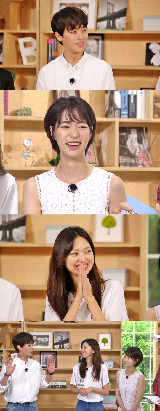 Park Jung-min, Lim Ji-yeon and Choi You-Wha, the actors of the film Taha 3: One Eyed Jack, will appear on SBS Running Man to show an extraordinary Fun sense with actor Lee Kwang-soo.Park Jung-min, Lim Ji-yeon and Choi You-Wha will appear in Running Man, which will be broadcast on the 25th.Lee Kwang-soo was unwilling to hide his welcome to the three people he met in a place not on the set of the film.In a recent recording, the three people pour out a strong friendship and hidden Fun sense.Park Jung-min reveals the unforgettable first meeting between Lee Kwang-soo and Choi You-Wha in the opening.Choi You-Wha, who is the same age as Lee Kwang-soo, usually greets Lee Kwang-soo as goodbye, goodbye as soon as he sees Lee Kwang-soo, but Lee Kwang-soo, who is opposite to him, bows 90 degrees in embarrassment and laughs.Lee Kwang-soo, along with Park Jung-min, calls Lim Ji-yeon the second song Ji-hyo and says, There is more to know than delays know.Lee Kwang-soo declares that Taha 3 will make up a toad if the audience exceeds 3 million.Running Man will be broadcast at 5 p.m. on the 25th.