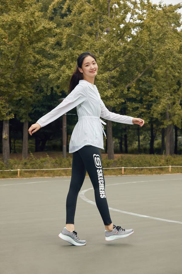 SKECHERS, a global sports brand, unveiled a picture of its exclusive model Actor Kim Go-eun for the 19FW season.In the public picture, Kim Go-eun shows a walk in the park or enjoys a light exercise, giving a feeling of peeking at her daily life.Kim Go-eun showed the essence of Hello, My Dolly Girlfriend Look by matching comfortable Snickers to daily items such as knit and cotton pants, denim shirts and jackets.Kim Go-euns comfortable smile, eyes and natural pose, which are loved by many people with a lovely and bright image, make people feel good.Meanwhile, Kim Go-eun is about to release the movie The Music Album of Yul on the 28th.The music album of passion is a Greene process in which two people who accidentally met like a song that flows out of the radio repeatedly meet each other for a long time and repeat each others frequencies.