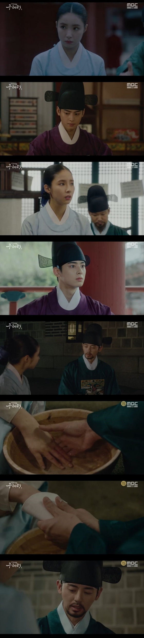 Shin Se-kyung of Drama newcomer Rookie Historian Goo Hae-ryung has received the attention of Cha Eun-woo and Lee Ji-hoon.MBC Tree Drama The New Entrepreneur Rookie Historian Goo Hae-ryung (playplayed by Kim Ho-soo, directed by Kang Il-soo and Han Hyun-hee) was broadcast on the afternoon of the 22nd, and featured a figure of Min Woo-won (Lee Ji-hoon) expressing his heart Rookie Historian Goo Hae-ryung (Shin Se-kyung).On this day, Lee Tae (Kim Min-sang) made a direct statement to Lee Tae, pointing out the mistake, saying, I raised the draft before the preparation and called the Dawon army.The tax collector Lee Jin (Park Ki-woong) asked Itae to give him a generous look because he was worried about Lees comfort. I thought he was a pathetic person who could write a coalition novel.The bloodline cant be deceived, he said.Lee said to Husambo (Sung Ji-ru), What was the look of Rookie Historian Goo Hae-ryung when I talked about it?I was impressed by the look? A nice look? He said. I did not answer as if I were pathetic.Rookie Historian Goo Hae-ryung was able to catch the brush while taking the civil war entrance examination of Itae regardless of time.Did you catch the brush too hard? It is not just the officers job to write quickly.Learn how to write that way with the feeling that you are flowing without power in your hands. You will have more brushes in the future. Rookie Historian Goo Hae-ryung said, Do you think that Minbonggyo has a future for me as a cadet?I have been to Oxa, a bank account, and I have been to Oxa since I was a few months in the office. I wonder if I will be exiled to Jeju Island exactly a half year later. Min Woo-won said, I will not let you do that again. Rookie Historian Goo Hae-ryung said, Like you did a branch appeal this time? I heard the story.Thank you, he said, bowing his head and expressing his gratitude.Minwoo won the hand of the injured Rookie Historian Goo Hae-ryung with a cloth and said, Im sorry. Im sorry.No one will blame. Rookie Historian Goo Hae-ryung said, I think it was a real frog in my past life.I really want to see the end once you say that. On this day, Min Woo-won took one step closer to Rookie Historian Goo Hae-ryung.Is it because Rookie Historian Goo Hae-ryung, who always stands up and confronts power without fear, felt attractive as a cadet and a woman?Lee and Rookie Historian Goo Hae-ryung are confirming each others minds and getting closer to each other.However, Min Woo-won also showed the charm as a sub-namju by properly emitting the presence that filled the drama as well as the Irim.The chemistry created by Lee Lim and Rookie Historian Goo Hae-ryung also attracts attention, but Min Woo Won and Rookie Historian Goo Hae-ryung also explode the extraordinary chemistry and instill expectations for viewers what three people will make in the future.