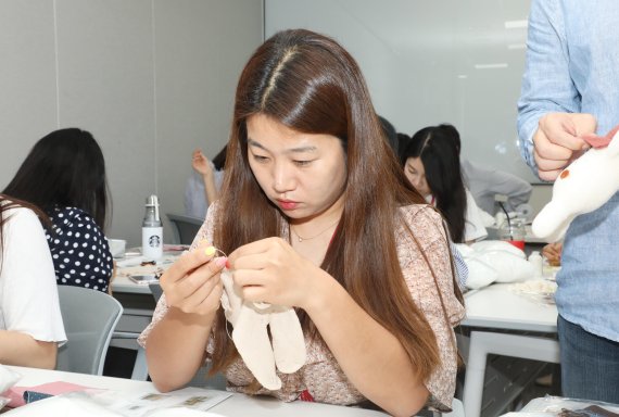 월드 커머스 이미지