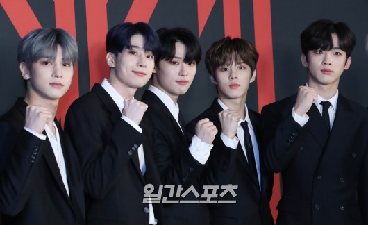 이엑스원 이미지