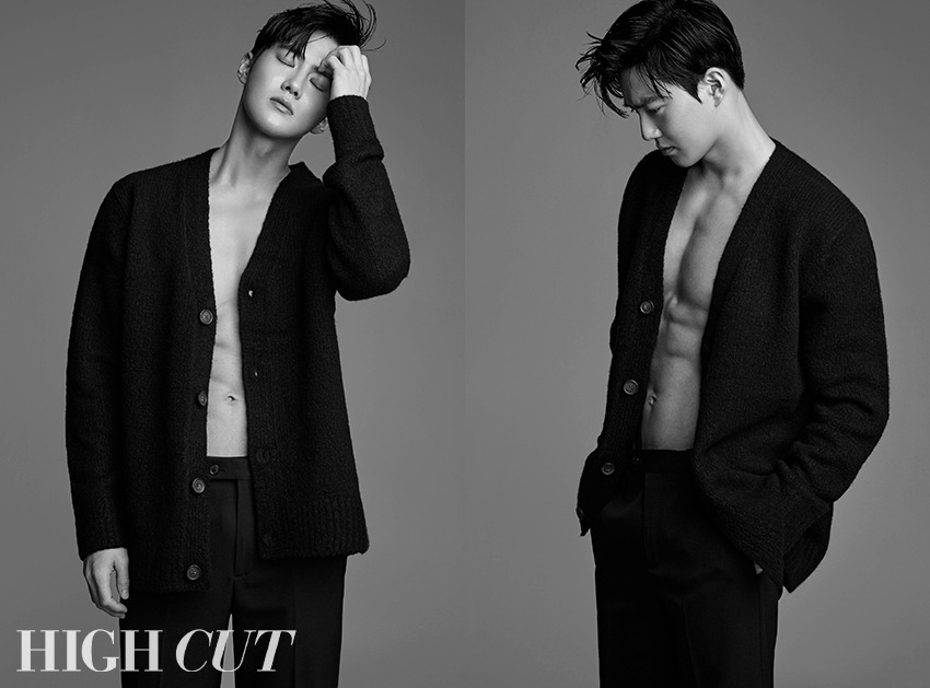 Suho has revealed sexy masculine beauty through the star style magazine High Cut, which will be published on the 29th.In the public picture, Suho exuded the charm of a sensual man from his dark eyes, his wet skin, and his fingertips touching a transparent perfume bottle.He was dressed in a tuxedo suit and looked like a gentleman, but he turned into a wild figure.The perfect physical was outstanding, with a button-unbuttoned suit, sharp abs revealed between cardigans, and a leather shirt with rough texture.In an interview that followed the shoot, Suho mentioned EXO members who had been together for seven years: Sehun, the youngest child who debuts in his teens, is already twenty-six.All members seem to express the maturity coming from age through the stage.I am also proud that the members are doing well in their own way of music and acting that they want to do personally. Regarding the enlistment of Dio and Xiumin, the remaining members feel responsible and fill the gap well.Xiumin said that he was too relieved and reliable when he saw the concert stage.He also revealed the difference in Image between Suho and human Kim Jun-myeon, saying: Its exemplary, such an image seems to have a lot of influence on my impression.In fact, I have a lot of greed for what I like and live fiercely.It is also a new discovery about me as I gradually challenged various genres and had a strange experience different from EXO activities. Suho, who has played different colors from the stained youth to the growth story and romantic comedy such as the movie Glory Day, Girls A and Drama Richman.Asked what he would like to show as an actor, he said, I do not really decide on that, but I just want to be able to tell you the story of living.It would be nice to have a work that depicts the stories of people around us who can be seen every day, and the everyday and ordinary stories that many people have not known. 