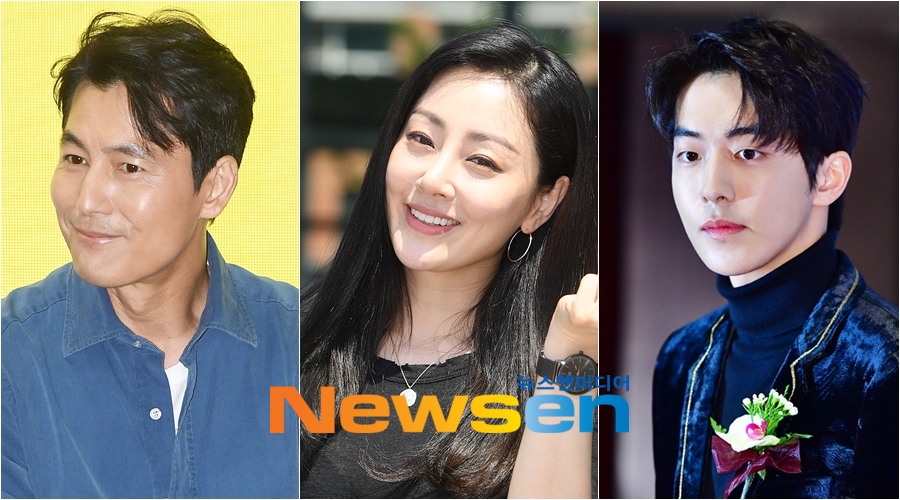 The TVN Shishi Sekisui Mountain Village production team is receiving the expectation of viewers by joining Moonlighting stars one after another.Shishi Sekisui Mountain Village is a program where actors Yum Jung-ah, Yoon Se-ah, and Park So-dam leave for mountain villages located in Jeongseon, Gangwon Province and eat three meals a day.It is broadcast every Friday at 9:10 pm.Following the Gang Restaurant 3, Shishi Sekisui Mountain Village, which was first broadcast on the 9th, has been popular since the beginning.The first broadcast was a 7.2% average and 10.3% audience rating based on paid platform households with integrated ratings survey company Nielsen Korea cable, satellite and IPTV.The average audience rating of 2049 men and women exceeded 4.8% and 6.4% on average, and it was ranked # 1 in the same time zone from the first broadcast.The biggest point of view of Shishi Sekisui Mountain Village is the fixed cast and the most popular Yum Jung-ah, Yoon Se-ah, and Park So-dam are making rice and exchanging small stories.The three are unconventional and show off their charms in a different way from the charms shown on the screen and the CRT.The chemistry with guests is also an indispensable fun.Actor Jung Woo-sung, who appeared as the first guest, is a Moonlighting guest that Na Young-Seok PD is aiming for.Na Young-seok PD, who has been planning an entertainment show for a long time with Jung Woo-sung and Lee Jung-jae, has been a little saddened by the success of this guest.Jung Woo-sung captivated viewers at once with his sculptural appearance and petty charm.The second guest, which appears in full swing on the 30th broadcast four times, is Oh Na-ra.Oh Na-ra is an actor who has been working with Yum Jung-ah and Yoon Se-ah through JTBC SKY Castle which was recently popular.As he showed perfect breathing through the drama, he is also looking forward to his activities in the Shishi Sekisui Mountain Village.The next guest is expected to be actor Nam Joo-hyuk.It is known that he participated in the shooting for three days until the 28th, and the production team said, It is difficult to confirm whether Nam Joo-hyuks guest appearance is now.I would like to check it through broadcasting. As Jung Woo-sung and Oh Na-ra have also expressed the same position, Nam Joo-hyuk is clearly appearing.This kept Nam Joo-hyuks promise to Na Young-Seok PD.Nam Joo-hyuk appeared in Shishi Sekisui in 2016 and played the youngest role in keeping with actor Cha Seung Won and Son Ho Jun.In an interview with MBC drama Weightlifting Fairy Kim Bok-joo in 2017, Nam Joo-hyuk said, I do not have a mission to be given in the case of Shishi Sekisui, but I thought that such reality entertainment would not show me comfortably because it frees me to school or Gochang.The talk show was not able to speak well and I could not do it because I was nervous. When asked if he would appear if he proposed to appear in the Shishi Sekisui, he smiled, answering Yes, I have to run without hesitation for a second.Nam Joo-hyuk, who responded to Na Young-Seok PDs second love call, is looking forward to seeing what episodes he will meet the attention of viewers with the members of the mountain village.hwang hye-jin