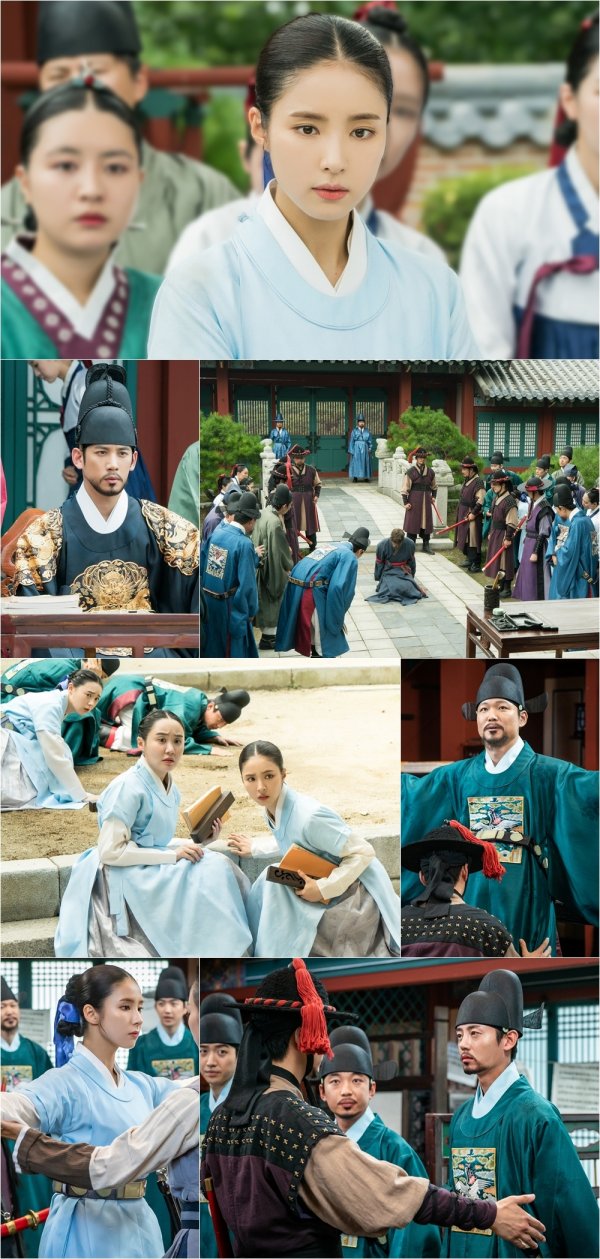 MBCs tree drama Na Hae-ryung (played by Kim Ho-soo / directed by Kang Il-soo, Han Hyun-hee / produced Green Snake Media) unveiled the curious appearance of Koo Na Hae-ryung (Shin Se-kyung) alone at the palace, which is a mixed mountain, on the appearance of Foreign on the 28th.Na Hae-ryung, starring Shin Se-kyung, Jung Eun-woo, and Park Ki-woong, is the first problematic woman (Na Hae-ryung) of Joseon and the full-length romance of Prince Lee Rim (Jung Eun-woo), the anti-war mother.Lee Ji-hoon, Park Ji-hyun, and other young actors such as Kim Ji-jin, Kim Min-Sang, Choi Deok-moon, and Sungjiru are all out.Na Hae-ryung in the first photo is shining with curiosity.On the other hand, all the courtiers around them are not able to move forward, and the crown prince, Lee Jin (Park Ki-woong), is also making a disturbing expression.And at the end of their Sight, a foreigner is sitting on his knees in the middle of the Donggungjeon yard, concentrating his attention.Na Hae-ryung is laughing because he is looking at how he came to the Joseon palace as a native of the Qing Dynasty while the courts are talking about the unfamiliar appearance of Foreign for the first time in his life.Na Hae-ryung is surprised and wary of the surroundings while returning to the presbytery with Oh Eun-im (Lee Ye-rim), Hearan (Jang Yu-bin), and senior officers.Especially, it stimulates curiosity by guessing that there was an incident that shook the palace through the appearance of senior officers who are afraid to lie down on the floor.In addition, the officers are exposed to the scene where they are being treated by the officials who suddenly come to the temple.Unlike Na Hae-ryung, who is opening his arms in a dull manner, and Yang Si-haeng (Heo Jeong-do), who is sighing and being subjected to the Web, Lee Ji-hoon stands firmly in the position of refusing to Caught in the Web, which raises questions about what is happening in the alternative palace.Meanwhile, in the 23rd and 24th sessions of Na Hae-ryung, a new employee, Na Hae-ryung, who was imprisoned after eavesdropping on the conversation between the current king Ham Young-gun Lee Tae (Kim Min-Sang) and the left-wing Min Ik-pyeong (Choi Deok-moon), turned the mind of Ham Young-gun, who distrusted the officer, confirmed the sincerity of Lee Rim toward him, and kissed him sweetly for the first time. She was pictured sharing.The whole palace is in chaos with the emergence of Foreign, which is so different from head to toe, said the new employee, Na Hae-ryung.I hope the court will confirm how he will respond to the appearance of Foreign and how his appearance will affect the drama on the night of the 28th, he said.The new officer, Na Hae-ryung, starring Shin Se-kyung, Jung Eun-woo and Park Ki-woong, will air 25 to 26 episodes on Wednesday, 28 at 8:55 p.m.