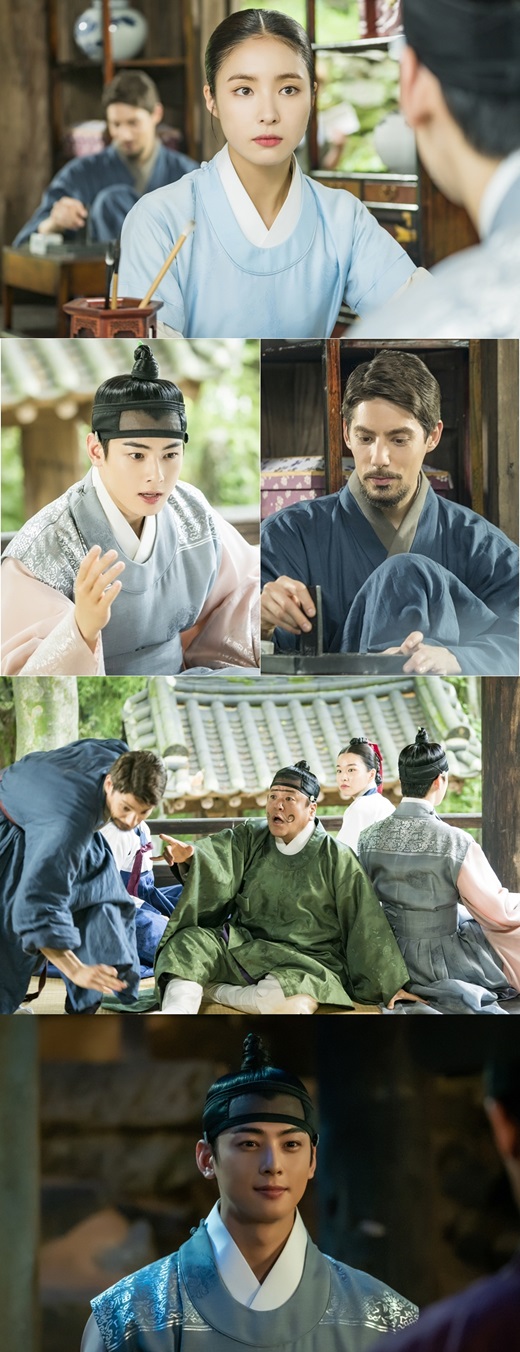 Newcomer Rookie Historian Goo Hae-ryung Shin Se-kyung, Cha Eun-woo and Fabien offer a global friendship beyond Border.Fabien, who turned the palace over with an unexpected appearance, is having a good time in Shin Se-kyung, Cha Eun-woo and Green Seodang.I am curious about whether they will be safe in the dangerous encounter and separation with strange strangers.The MBC drama The New Entrepreneur Rookie Historian Goo Hae-ryung (played by Kim Ho-soo / directed by Kang Il-soo, Han Hyun-hee / produced by Green Snake Media) sided with Rookie Historian Goo Hae-ryung (Shin Se-kyo), Lee Rim (Cha Eun-woo), Foreigner (Fabien Boon) on the 29th. () revealed the sharing of friendships.The New Infantry Officer Rookie Historian Goo Hae-ryung, starring Shin Se-kyung, Cha Eun-woo, and Park Ki-woong, is the first problematic first lady of Joseon () Rookie Historian Goo Hae-ryung and the Phil full romance of Prince Irim, the anti-war mother solo.Lee Ji-hoon, Park Ji-hyun and other young actors, Kim Ji-jin, Kim Min-sang, Choi Duk-moon, and Sung Ji-ru.In the 25-26th episode of New Entrepreneur Rookie Historian Goo Hae-ryung, the palace was overturned by the appearance of a strange stranger with yellow hair.Na Hae-ryung, Irim, and Lee are sharing friendship with each other while hiding in the greenery hall to avoid the goldsmiths who are trying to catch him.First, Na Hae-ryung, who has a nervous expression, and Irim, who is vomiting, were captured.As it turns out, Irim is impressed by the story of Na Hae-ryung.But Na Hae-ryung is indifferent, unlike the godly Irim, who is quietly grinning at his food as if he does not know it.Then, Irim and I have a good time and are flowering friendship, which gives me a sense of warmth.The ridiculous face of the sitting up and the appearance of the unrecognized, the appearance of the right to run away stimulates the laughter of the viewers.Finally, the appearance of Irim and Im, who met late at night, catches the eye. The moment of separation came to the two people who had a good time in Na Hae-ryung, Sambo, Nine and the Green Seodang.Everyone in the palace is keen to turn on the light and find it, and there is a growing interest in whether the two people will be able to make a beautiful farewell safely.Na Hae-ryung, Irim, and I build a friendship beyond Border in the Green Sea Party, said Rookie Historian Goo Hae-ryung, a new officer. I would like to ask for your interest in how Na Hae-ryung and Irim will help you escape from the friend.Newcomer Rookie Historian Goe-ryung, starring Shin Se-kyung, Cha Eun-woo and Park Ki-woong, airs 27-28 episodes today (29th) Thursday night at 8:55 p.m.
