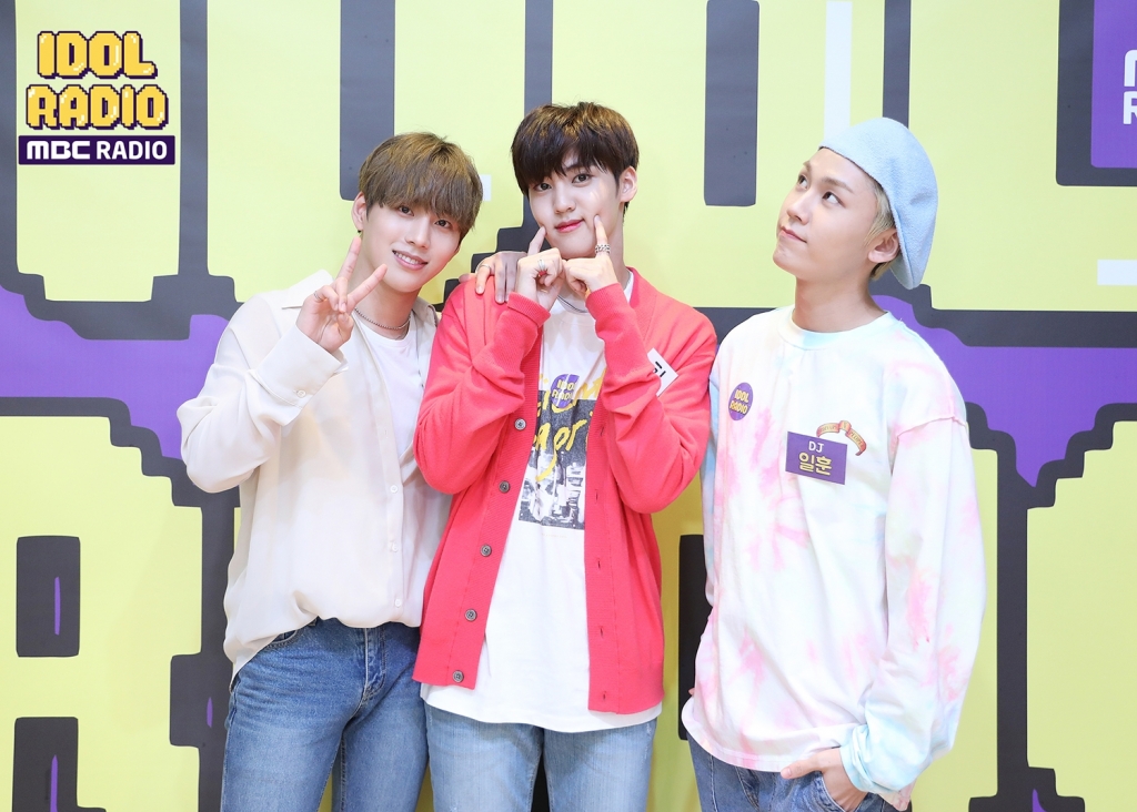 Singer Kim, Kun - and Song Yun Bin from Group Myteen appeared on MBC standard FM Idol Radio by BtoB Jung Il Hoon.In Idol Radio broadcasted on the 28th, Song Yun Bin introduced himself as emotional vocals and showed off his singing ability by singing Kim Yeon-woos farewell taxi on the spot.Song Yun Bin also recalled the advice he had heard from BtoB Lee Min-hyuk, singing You to the Bone (Feat. Hutta Of BTOB), which he released in 2016.Song Yun Bin said: When I recorded, Lee Min-hyuk said, Yubin, dont give up, we took a long time, too, so were not giving up.It was a total strength, he said.Kim, Kun - received a applause from fans who visited Sangam MBC Garden Studio by calling BtoBs Its okay which was shown at the time of appearing in Mix Nine.Kim, Kun - introduced Blurry released by the two talented vocals on the last 24 days, saying, I want to be with my fans forever.Song Yun Bin added, I want to be clear forever. I honestly think it is a song.Regarding the reason why he does not perform music broadcasting activities, Kim, Kun- said, I expressed my gratitude quickly because it is not a formal debut but a song for fans, and I thought it would be a bigger gift to make a formal debut. (I released it).Its the driving force, he said.Kim, Kun - and Song Yun Bin also showed live performances of Im sorry and I was pretty of Day Six.The two also went on a medley dance at the Idol Radio resale patent corner and boasted fantastic breathing to match BTS Spring Day and RUN, EXOs Love Shot, Produce X 101s _Jima, Super Special Girl and Move.