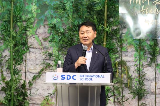 홀리씨즈교회 이미지