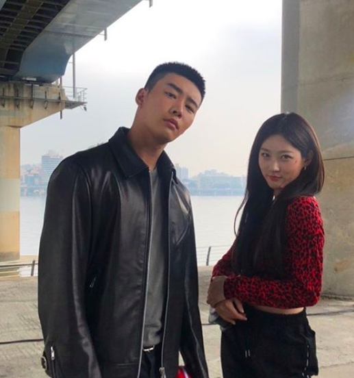 Actor Kim Sae-ron left two shots with Actor Kwon Kim filming Drama together.Kim Sae-ron announced on his SNS on the afternoon of the 31st that Roy and I are star and the first broadcast of Leverage on October 13th.At the same time, the photos released by Kwon Kim and Kim Sae-ron stand side by side staring straight at the camera, raising interest in what characters the two will appear in Drama.Leverage: Fraud Manipulator (playplayplayed by Min Ji-hyung, directed by Nam Gi-hoon) is a new drama of TV Chosun on October 13, and a former insurance investigator draws a story of teaming up with individual thieves to steal goods from fraudsters.Kim Sae-ron, Kwon Kim, Actor Lee Dong-gun, Jeon Hye-bin and Yeo Hoe-hyun.Kim Sae-ron SNS