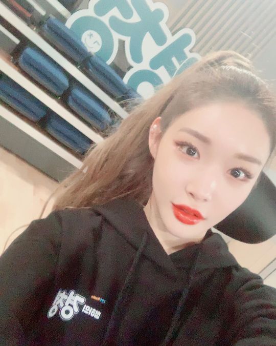 Singer Chungha reveals how he feels about getting off RadioChungha wrote on his official Instagram on September 2, Thank you for your generous support and love for me, and for watching me grow.Chungha said, I will come back to you with a more grown up appearance. I promise. Please love us.By the day I return, Ill be greeting you with good activity elsewhere. Listening friends.emigration site