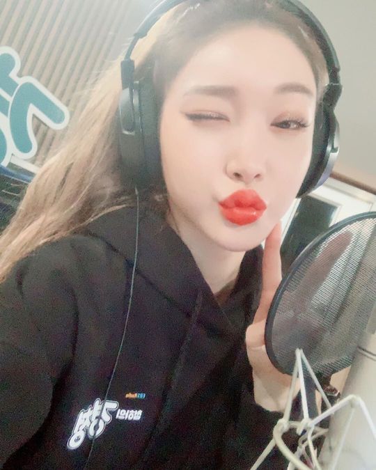 Singer Chungha reveals how he feels about getting off RadioChungha wrote on his official Instagram on September 2, Thank you for your generous support and love for me, and for watching me grow.Chungha said, I will come back to you with a more grown up appearance. I promise. Please love us.By the day I return, Ill be greeting you with good activity elsewhere. Listening friends.emigration site