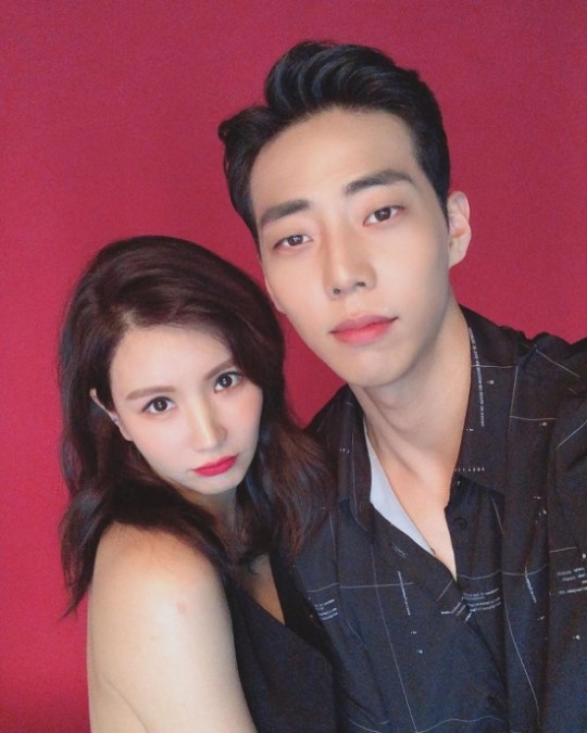 정아패션 이미지