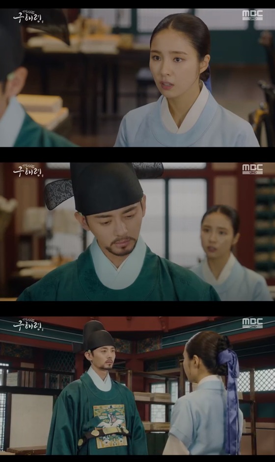 Shin Se-kyung was tightly opposed to Lee Ji-hoon in Ji-guns Impeachment.In the MBC drama The New Entrepreneur Rookie Historian Goo Hae-ryung (playplayed by Kim Ho-soo, directed by Kang Il-soo and Han Hyun-hee, produced by Green Snake Media), which was broadcast on the afternoon of the 4th, Min Woo-won (Lee Ji-hoon) raised an appeal for Impeachment of the Bible (Ji Gun-woo) and the Yemun-kwan was turned upside down.On the day of the broadcast, Lee Jin (Park Ki-woong) ordered the exile of the Bible, and Min Woo-won told the officers of the Yemun-kwan.Rookie Historian Goo Hae-ryung followed Min Woo-won and asked why: The fact that sex censorship has sinned doesnt change, Min Woo-won said firmly.However, Rookie Historian Goo Hae-ryung said, Is it because of the greenery? The sex censor knew about the meltdown, and he told someone about it and the Catholic scholars were released.Rookie Historian Goo Hae-ryung said, If you are guilty of defying a fisherman and saving a person, you should be punished like I. I know that there is a transferee in the Greenery Party, but I pretend not to know.Min Woo-won said, You are faithful to your responsibilities as a cadet, but sex censorship has exceeded. The difference is big and important. The book should not be written as a weapon.Rookie Historian Goo Hae-ryung did not bow to this and insisted, I do not want to understand, how can principle be more priority than people?