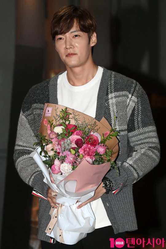 최진혁 이미지