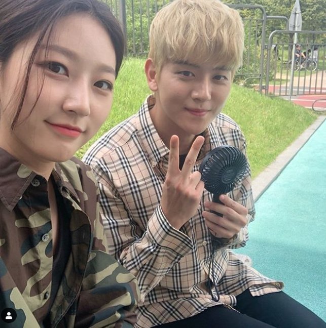 Yeo Hoe-hyun posted a picture on his SNS on the 5th with an article entitled Lets do well with Saran!In the photo, Kim Sae-ron and Yeo Hoe-hyun, who sit on the park bench during the filming of TV drama Leverage, are shown.The warm visuals of Yeo Hoe-hyun, who recently turned blonde for the work, and the innocent atmosphere of Kim Sae-ron catch the eye.TV Chosun Leverage: Records of the Grand Historian Manipulator, which two people appear in, is reborn as the best record of the Grand Historian strategist at the best elite insurance inspectors in Korea. Taejun is united with the best players in each field to catch the real bad guys playing on the law. It is a full-fledged justice caper drama that repays with the Lords of the Grand Historian.Yeo Hoe-hyun plays the genius hacker Jung Ui-seong, and Kim Sae-ron plays the role of a thief from a national fencing player.The United States of America drama of the same name was remade, and the original Leverage was popular on the United States of America TNT channel until season 5.The first broadcast on October 13th.