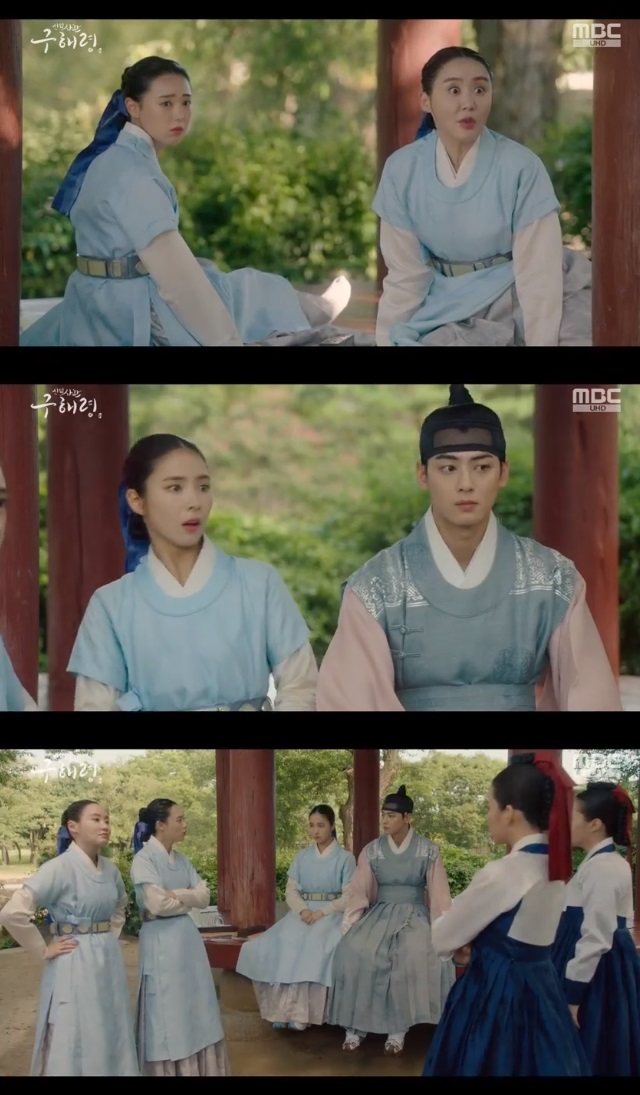 Lost Couples of Cha Eun-woo Shin Se-kyung was caughtOn September 4, MBC drama Rookie Historian Goo Hae-ryung 29-30 (played by Kim Ho-soo/directed by Kang Il-soo Han Hyun-hee) and Rookie Historian Goo Hae-ryung (played by Shin Se-kyung) held hands and held hands with each other. It took me just to stay.Irim said, If you are in the room, you will write anything down. It is a distinction between the ball and the company.It is a private time from now on. He went to a sparsely populated sperm with Rookie Historian Goo Hae-ryung, and was caught by Mrs. Oh Eun-im (Lee Ye-rim) Hearan (Jang Yu-bin).The ladies said, How could you do this? We are officers. If you are, you must share all the secrets.Rookie Historian Goo Hae-ryung, an angry man, tried to excuse him, It was not ... but Lee Lim admitted that he had been in the beginning.Irim said, Why do you lie to me anyway? You go to the presbytery and tell them clearly.Rookie Historian Goo Hae-ryung said, I have a person who is in charge, so do not face the eyes, do not take the dinner, do not take the dinner,Oh Eun-im Hearan continued to question such a dream, and the courtesans of Irim who witnessed it sided with Irim, and the claim that Rookie Historian Goo Hae-ryung first seduced the dream was fought.The women claimed that we have lived ten more years of our lives, and the first ladies fought back, We have seen the past, you ladies!Yoo Gyeong-sang