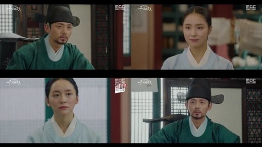 Lee Ji-hoon helped Shin Se-kyung and Park Ji-hyun in trouble at MBC New Employee Rookie Historian Goo Hae-ryung.In Rookie Historian Goo Hae-ryung, which aired on the 5th, Min Woo-won (Lee Ji-hoon) noticed the relationship between Lee Lim (Cha Eun-woo), a Dowon Daegun who became ambiguous as the story of the wedding came out, and Rookie Historian Goo Hae-ryung (Shin Se-kyung) Here.He changed his officer to another district instead of Rookie Historian Goo Hae-ryung, who was attending the Green Sea Hall.Min Woo-won then tried to help Song Sa-hee (Park Ji-hyun), who had been bought by a big misunderstanding within the palace.When Seja Bin (Kim Ye-rin), who suspects the relationship between Seja Lee Jin (Park Ki-woong) and Song Sa-hee, came to find Song Sa-hee, Min Woo-won said, Please tell me no.Min Woo-won Bonggyo did not allow it. Lee Ji-hoon is showing a sense of proper timing and delicately expressing the appearance of Min Woo-won, who takes care of his juniors, and is attracting the favorable reception of viewers.The new Rookie Historian Goo Hae-ryung is broadcast every Wednesday and Thursday at 8:55 pm.