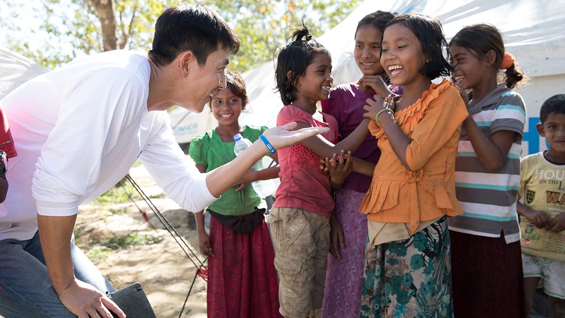 Jung Woo-sung asks Cho Kuk and Religion at refugee camp Hundreds of thousands of Maungdaws were forced to leave Myanmar in the massive massacre that occurred in the summer of 2017.More than 600,000 people headed to Kutupalong near Cox Bazar in Bangladesh, when more than 300,000 Maungdaw were already living in refugee camps.In an instant, a city of 1 million people, consisting of constantly continuing shacks, was born.In December 2017, I went to the Kutupalong Refugee Camp; since I had already visited Iraqs refugee camp once that summer, there were no plans to visit overseas refugee camps in addition.However, I could not stay still after hearing the story of Rohingya refugees in a meeting with the top representative of the United Nations Refugee Organization in Filippo Grandi who visited Korea in October.Grandi said most of the Rohingya refugee women she met were raped, most of the children witnessed the death of their parents, and the majority of their parents witnessed the death of their children.As soon as a few schedulings were made, I got on a flight to Bangladesh.Kotisha, seven months pregnant, who met at the Coutupalong Camp, had to witness with her eyes as Myanmar soldiers dragged her husband out of the house and shot him.She didnt know why her husband had to die, and it made her feel even more heartbreaking to talk about it, as if she had dried up tears.She was a mid-fifties woman, and she had to suffer her husbands death, as was the case with other Rohingya refugees, and yet she tried to stay in her hometown.But when his son-in-law was killed, he could not hold on anymore. Eventually, he took his daughters across the border.In the Kutupalong Camp, where the sad story of losing my family was built up, I came to think about the meaning of Cho Kuk once again.The refugees I had previously met in Nepal, South Sudan, Lebanon and Iraq all wanted to eventually return home, home and Cho Kuk, but Rohingya refugees were different.They saw the family being shot in front of them, the newborn baby being thrown into a burning bush.As they saw the entire village being exterminated or scattered in the land they had considered home, they seemed to have forgotten what to call their Cho Kuk.If they didnt want to die, they would have to go away, and those who walked hundreds of miles barefoot had no home to go back to.There were historical and political reasons for the religion reasons behind these ruthless oppressions.Experts disagree that Maungdaw, an Islamic minority, was subject to discrimination and oppression in the mainstream Myanmar.It is often difficult to understand why Religion, which is created to appease the suffering of human beings in life, is so painful that Religion, who loves each other and calls for not to kill life, is causing human suffering.When we stay in a refugee camp, we sometimes suspect that the Religion we pursue is a Religion that meets the needs of God.The Kutupalong refugee camp was created by pushing a whole mountain: a solution put forward by the Bangladesh government for Rohingya refugees who cross the border endlessly.In fact, Bangladesh has not actively expelled Rohingya refugees.It was difficult to physically prevent hundreds of thousands of people pouring across the border, and the Rohingya were similar in terms of ethnicity, religion, and language to the Bangladesh people.But it is hard to expect this generosity to continue, as Bangladesh is also a densely populated and poor country.Moreover, one million people are a very large number of people.If resources should be shared, concerns about environmental pollution will arise, and various conflicts of interest that may cause socioeconomically will be prolonged, there will be limitations in receiving continued hospitality from local residents.The troubles and concerns of the Bangladesh government are also at this point.The Rohingya refugee camp, which had made many thinkers, was re-visited in May 2019, a year and a half after the infamous mass massacre of civilians.Time passed, but their suffering was still continuing, only that the difference was that their stories were gradually moving away from the world.But someone has to keep telling their stories to the world: they are still there, losing loved ones and being abandoned by Cho Kuk.# In - It # Init # Jung Woo-sung # In the border, peopleJung Woo-sung actor. United Nations Refugee Agency Goodwill Ambassador. If you can see what I saw.