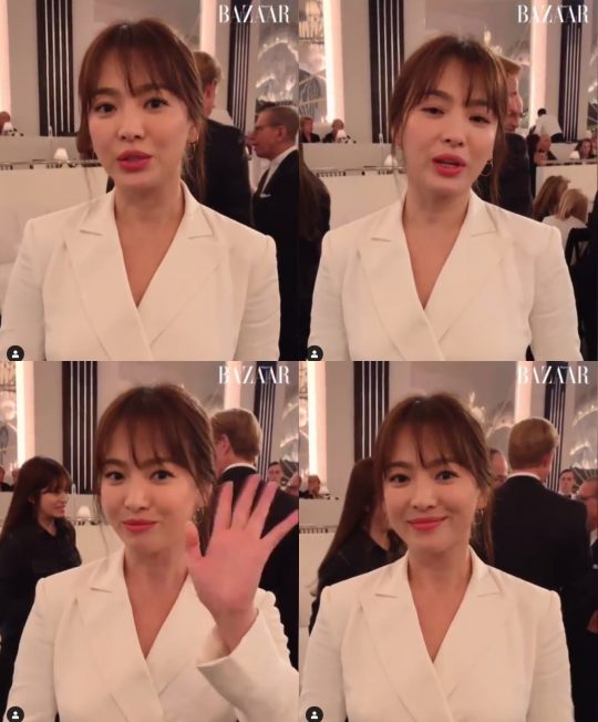 Actor Song Hye-kyo was spotted at United States of America New York CityThe fashion magazine Harpers Bazaar Korea posted a video on the official Instagram on the 8th of the fashion show scene of a fashion brand held at United States of America New York City.Especially, this video showed Song Hye-kyos appearance and attracted attention.Song Hye-kyo showed off his beautiful beautiful looks and said, I am looking forward to what collection will come out, and said, I will have a good time with Bazaar.Song Hye-kyo recently diverted a year and a decade after marrying Actor Song Joong-ki; he is currently reviewing his appearance in the film Anna.