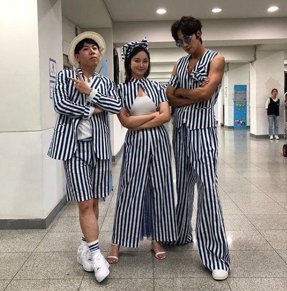 Yang Se-chan posted a picture on his SNS on the 15th with the phrase gull, not cool.The photo shows Yang Se-chan, Jeon So-min, and Lee Kwang-soo, who are dressed in clothes and transformed into a mixed group.The delightful chemistry of the youngest line of Running Man catches the eye.In the SBS entertainment Running Man broadcasted on the afternoon of the 15th, Running District fan meeting scene, which was featured on the 9th anniversary, was revealed.The three people attracted attention by opening the group cool transform and woman on the beach stage for fans.On the other hand, SBS Running Man is broadcast every Sunday at 5 pm.