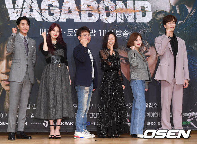 Can the 25 billion won masterpiece Vagabond, which has been released after a year of long journey, surpass expectations and write a new history of the spy action genre?On the afternoon of the 16th, SBSs new gilt production presentation was held at the SBS office building in Yangcheon-gu, Seoul.On this day, actors Lee Seung-gi, Bae Suzyyy, Shin Sung-rok, Moon Jung-hee, Hwang Bo-ra and Yoo In-sik attended the event and told stories about Drama.Vagabond is a drama that uncovers a huge national corruption found by a man involved in a civil-commodity passenger plane crash in a concealed truth, an intelligence action melodrama that unfolds dangerous and naked adventures of the family, affiliation, and even the lost name of the Vagabond.Lee Seung-gi said of the occasion that led to Choices Drama: I am thrilled and excited to shoot and broadcast for a year.Before the military discharge, I was told that I was preparing a work while eating rice together because I had a relationship with the bishop and the director.At that time, I started to think that it would be fun because I was so excited about military, and I think it is an honor to be able to participate in such a big work. Bae Suzyyy, who moved his agency from JYP to the management forest while filming Vagabond, said, Even when I first watched this work, I liked the role of Harry and there are some parts I wanted to learn while working on Yoo In-sik.I think I learned a lot from my work with a lot of great seniors.I hope that the things that are worrying and growing in the acting part, like Harry growing up, will be shown well in this drama.There was a little confusion as the agency changed in the middle of the drama, but it seems that such a situation occurred because I was shooting for a long time.I will try to show my good looks and I hope you will watch. Vagabond, a huge project that has been filming overseas rockets between Morocco and Portucal for over a year, has collected topics before the airing with production cost of 25 billion won.Asked if there was any burden, Lee Seung-gi said, The bishop prepared the perfect scene for all the staff so that I could not feel the burden.There was little burden on such a thing because it was so much more fun than the script and it gave us the highest fun we could imagine.I just focused on the character called Cha Dal-gun, and I shot it in a stable way on the set that proceeds smoothly. Bae Suzyyy also said, When I do all the works, such a burden always seems to follow.I think I was able to finish the filming for a year while looking at the same place as the good staff with it. Although he was a stuntman who dreamed of catching up with the action film industry by using Jackie Chan as a role model, Cha Dal-gun, who lives a chaser who lives a chaser who uncovers the truth of the national corruption in the accident after losing his nephew in a civil airplane crash, and Lee Seung-gi and Bae Suzyy, who are divided into black agent confessions who work as contract workers at the Korean Embassy in Morocco, Y trained at the Action School for two or three months before shooting for realistic action performance.Lee Seung-gi said: Its a Drama faithful to the genre of Action.I think the military experience has really helped a lot in advance, he said. Since there are a lot of action scenes throughout the 16th part and various actions such as car stunt shooting are combined, the actors have been breathing for two or three months at Action School.I have a lot of hair now, but I still have pride in the military and I like South Korea.When you go, you know the importance of its existence and the masculinity you learn in it is strong.What helped me here was that I had a similar experience with how to shoot, so I was able to make those parts quite easy. Morocco, the background for Vagabond, was also where he filmed the film Bone series; Lee Seung-gi said, almost a similar location, and the same was where he was responsible for the location.When I was shooting Hollywood, I was very surprised to see that we did not expect much from us, but we did not have to be pushed by our shooting quality, method, and schedule. When I was shooting at Morocco, I saw fans coming to refreshment at night and watching them, and I did not come to Hollywoods Matt Damon.I heard that Morocco was well put in my hand in the work, and I felt good when I heard such praise. Asked about the difference between other spy action works, Many action works are coming out these days, and the biggest difference is that most of the spy action films are trained agents and former agents.However, we start the story when a civilian who has never received special training accidentally gets caught up in the incident due to his nephews death.What I talked to the director was that we should never show the splendor for splendor. Our action tried to contain the action that felt such feelings.I think that part will be different. I did not refer to anything else but rather tried to relieve it. Finally, Lee Seung-gi said, We are Drama really fun.I think you can enjoy it without being bored, and because it is released through Netflix, I feel infinite glory that people around the world can see the work that made so wonderful in South Korea.I am looking forward to seeing how many people will be seen. Bae Suzyyy also said, Thank you to many people who have waited for Drama for a long time. I also waited and excited for this moment.We will be a rich drama with a lot of attractions and charming characters. Meanwhile, Vagabond, which finally takes off the veil after a year of long journey, will be broadcasted at 10 pm on the 20th.