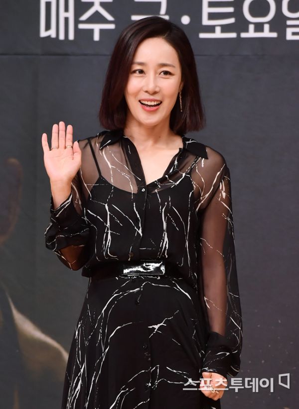 Vagabond' Moon Jung-hee "Glass Ceiling Breaking A Charming Role"