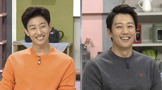 Kang Ki-young has revealed Bromance anecdote with So Ji-sub, Jo Jung-suk, and Park Seo-joon.Actor Kim Rae-won and Kang Ki-young will appear on JTBCs Take Care of the Refrigerator on the 16th.In this broadcast, the refrigerator of Camping Mania Kang Ki-young will be released first.In a recent recording of Take Care of the Refrigerator, Kang Ki-young named Kim Rae-won as the most smoke-breathed male actor.Kang Ki-young has been nicknamed Bromance Artisan by playing with many male actors such as So Ji-sub, Jo Jung-suk, Park Seo-joon, and Yoo Seung-ho.Kim Rae-won also made a warm atmosphere by choosing Kang Ki-young as Actor who was the most breathing.However, it was revealed that Kang Ki-youngs role model was Jo Jung-suk, which caused a reversal.Kang Ki-young urgently explained, but Kim Rae-won laughed at Kang Ki-young, saying, It is the same word in the end.Another Bromance opponent So Ji-sub and anecdote were also reported.Kang Ki-young and So Ji-sub have a special friendship with the day-to-day routine of raising the current status of actors who appeared together in a single-room room every day.On the same day, Kang Ki-young, a new groom of five months of marriage, revealed the love story that his wife actively dashed to him.The back door that everyone was surprised to see the first meeting of two people like a movie.Kang Ki-young was the first time he looked the best in his love affair with his wife, and he was proud of his love affair by saying When my beautiful girlfriend is next to me.Meanwhile, Take care of the refrigerator will be broadcast at 11 pm on the 16th.Photo = JTBC