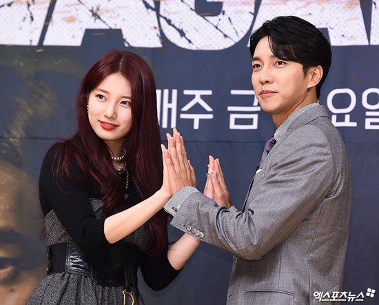 The vagabond Lee Seung-gi praised Bae Suzy, whom he met again in six years.On the 16th, a production presentation of the new gilt drama Vagabond was held at SBS in Mok-dong, Yangcheon-gu, Seoul.On this day, Actor Lee Seung-gi, Bae Suzy, Shin Sung-rok, Moon Jung-hee and Hwang Bo-ra attended and talked about the work.Vagabond is a drama that digs up a huge nationality corruption that a man involved in a civil airliner crash found in a concealed truth.It is an intelligence action melodrama with dangerous and naked adventures of Vagabond who have lost their families, affiliations, and even their names. It is a huge project that has been filming overseas rockets between Morocco and Portugal for over a year.Lee Seung-gi was a stuntman who had a dream of wrinkled the Action film industry with Jackie Chan as a role model, but after losing his nephew to a civil flight Crash, he played the role of Cha Dal-gun, a chaser who lives a chaser who uncovers the truth of the nationality corruption in the accident.Bae Suzy also plays a role as a black agent of the NIS, who is looking for truth according to his conscience.Especially, Vagabond is expected to be reunited in six years after MBC drama Gu Family Book Book which Lee Seung-gi and Bae Suzy last year.Lee Seung-gi and Bae Suzy were asked about their reuniting feeling in six years, and Bae Suzy said, I have a lot of good memories when I was breathing at the time of Gu Family Book Book.It was nice to say that I was going to do the work again (with Lee Seung-gi); I was able to shoot it easily with good breathing, she expressed satisfaction.Lee Seung-gi also said, Bae Suzy is not the representative female actor of Korea.It was good for Gu Family Book Book, but now I have a good acting aspect and I think, You were such an Actor. Good Actress.The scenes on the spot are very positive and bright. It would have been difficult to do because of the lot of action scenes, but it was so cool without frowning.Thanks to this, the filming was easy, he praised.
