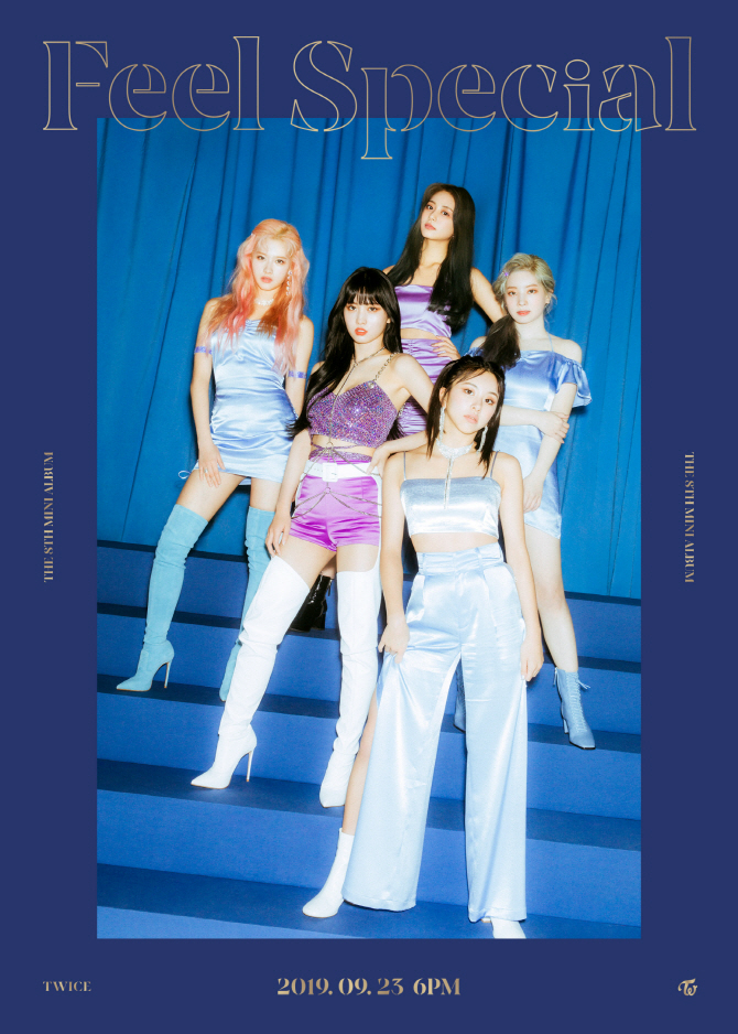 TWICE, which is opening its comeback content through its official SNS channel, posted an image of a new mood at noon today (18th).The nine members of the new concept photo have refined the satin-based suit and glitter look.Their brilliant visuals visually express the heartbreaking feelings of the moment of being something special, leaving a major hint about the new song, the agency said.The new song Feel Special is a song written and composed by JYP chief J. Y. Park, and conveys the message of dynamic energy and warm courage unique to TWICE at the same time.Lee Woo-min, an arranger of KNOCK KNOCK (Nak Nak) and What is Love? (What Is Love?), joined the group, J. Y.Park X TWICE, which was a fantasy combination, was also strengthened. In the 6th track 21:29, where all the first members of TWICE participated in the songwriting, they showed their gratitude and love for their fans.TWICEs new song Feel Special will be available at various music sites at 6 pm on the 23rd.in-time